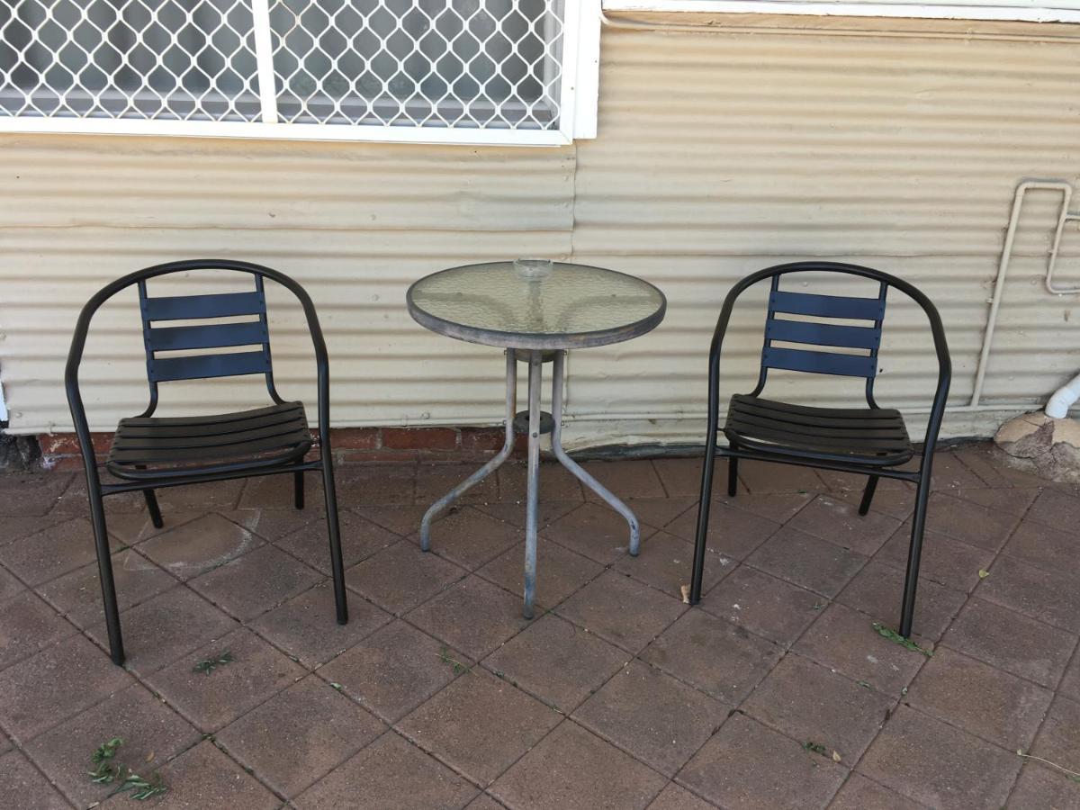 Maeville Cottage Broken Hill Extérieur photo
